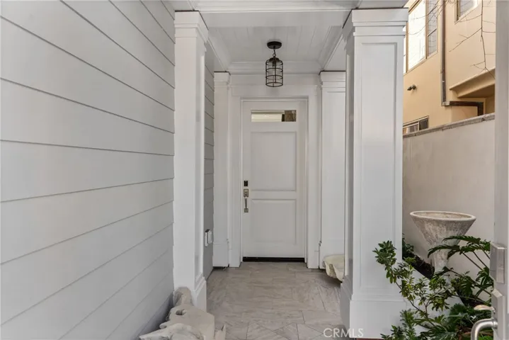 1215 E Balboa, Newport Beach, California 92661