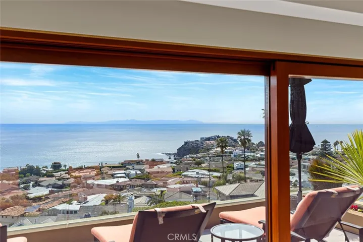 1119 Emerald Bay, Laguna Beach, California 92651