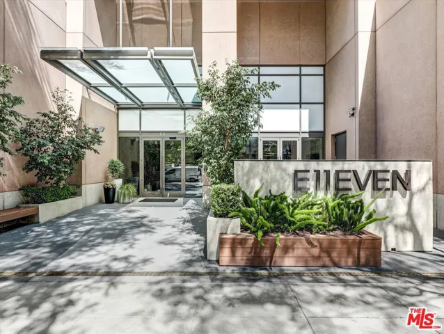 1111 S Grand Avenue 412, Los Angeles, California 90015