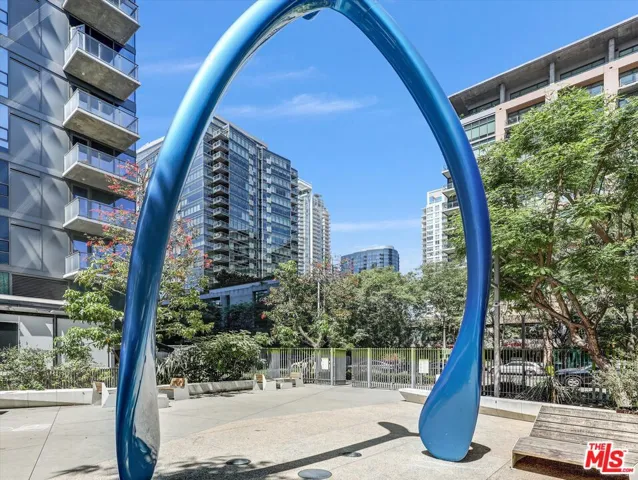 1111 S Grand Avenue 412, Los Angeles, California 90015