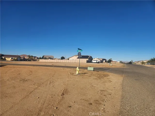 0 Calpella, Hesperia, California 92345