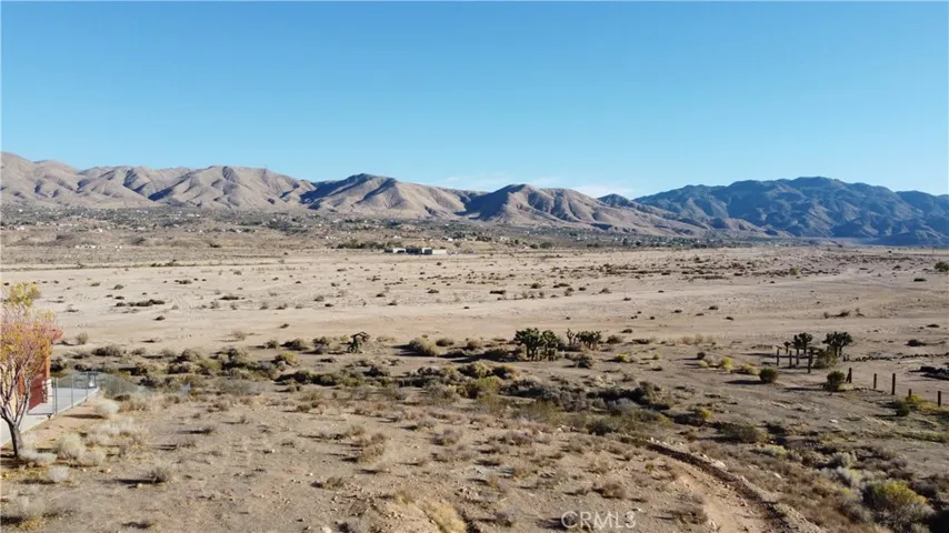 0 Calpella, Hesperia, California 92345