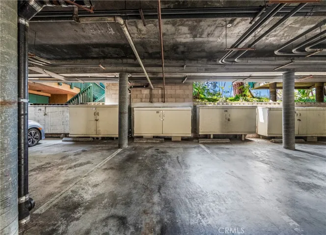 564 N Bellflower 116, Long Beach, California 90814