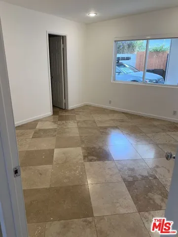 2454 Penmar, Venice, California 90291