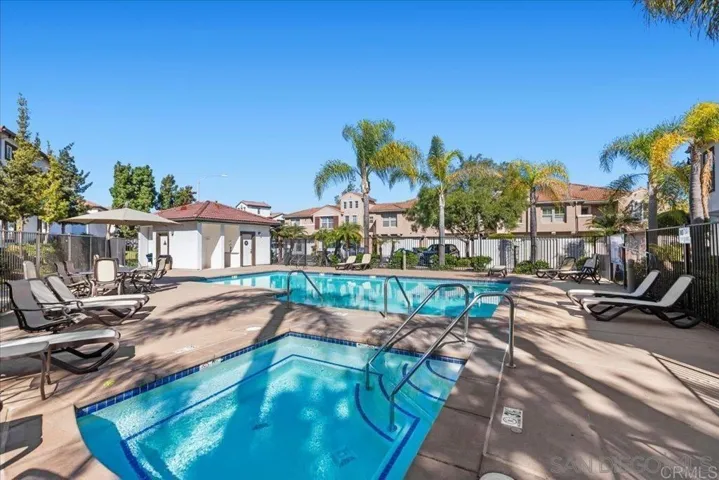 5064 Via Manos B, Oceanside, California 92057