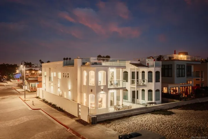 806 Ocean Ln, Imperial Beach, California 91932