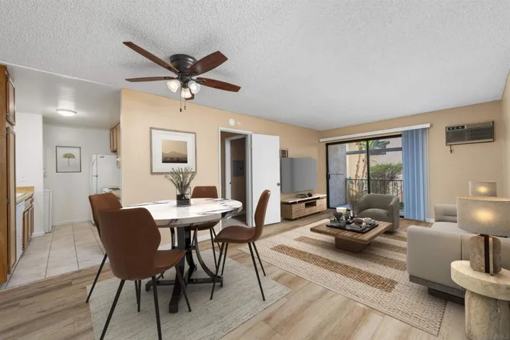 https://zimg.paragon.ice.com/ParagonImages/Property/PA/SDMLS/-530694/1/533/400/dbb4e0c9034df65a575115615f65814f/3/044ce087b35d69adf17c80b2213d8751/-530694-f73c1eba-24b5-489c-91f8-66f6433da081.JPG