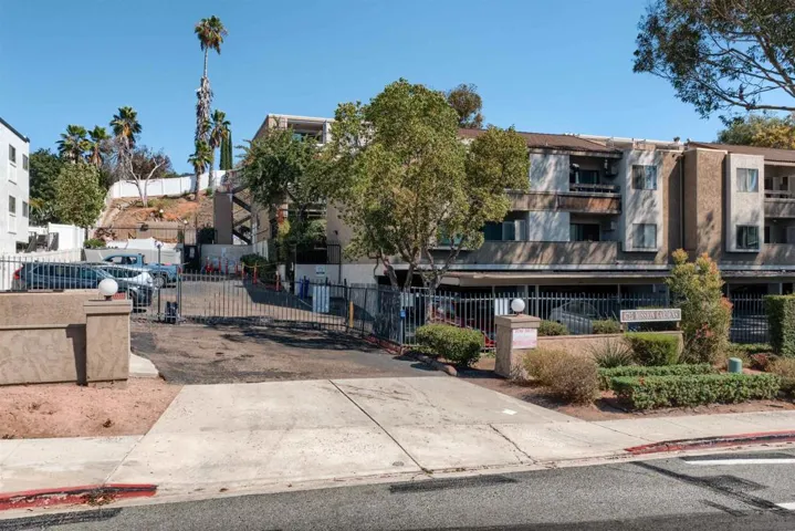 6725 Mission Gorge 104b, San Diego, California 92120
