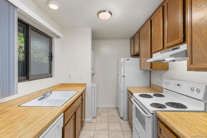6725 Mission Gorge 104b, San Diego, California 92120