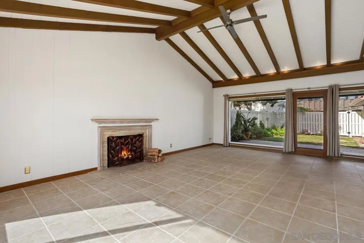 Den/Family/Great Room