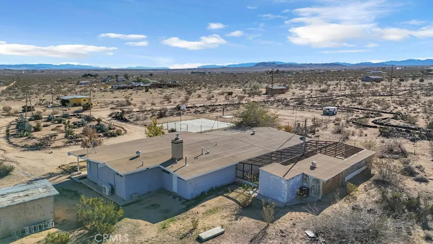 1998 Cambria Avenue, Landers, California 92285