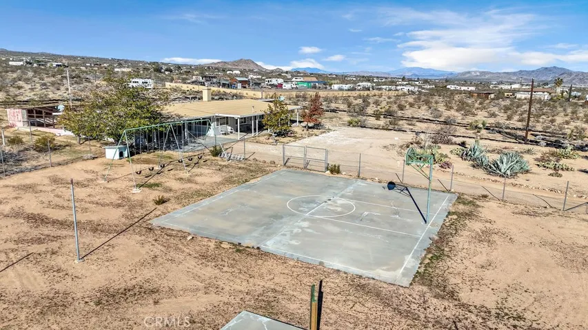 1998 Cambria Avenue, Landers, California 92285