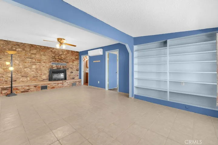 1998 Cambria Avenue, Landers, California 92285