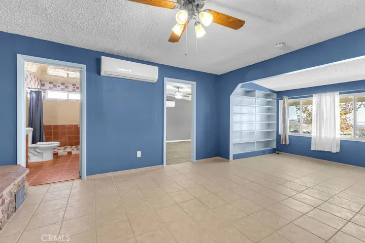 1998 Cambria Avenue, Landers, California 92285