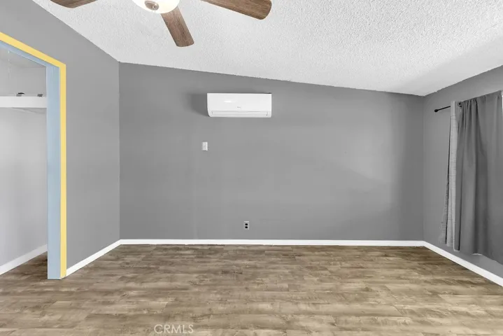 1998 Cambria Avenue, Landers, California 92285