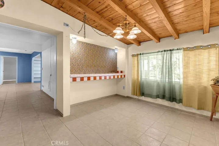 1998 Cambria Avenue, Landers, California 92285