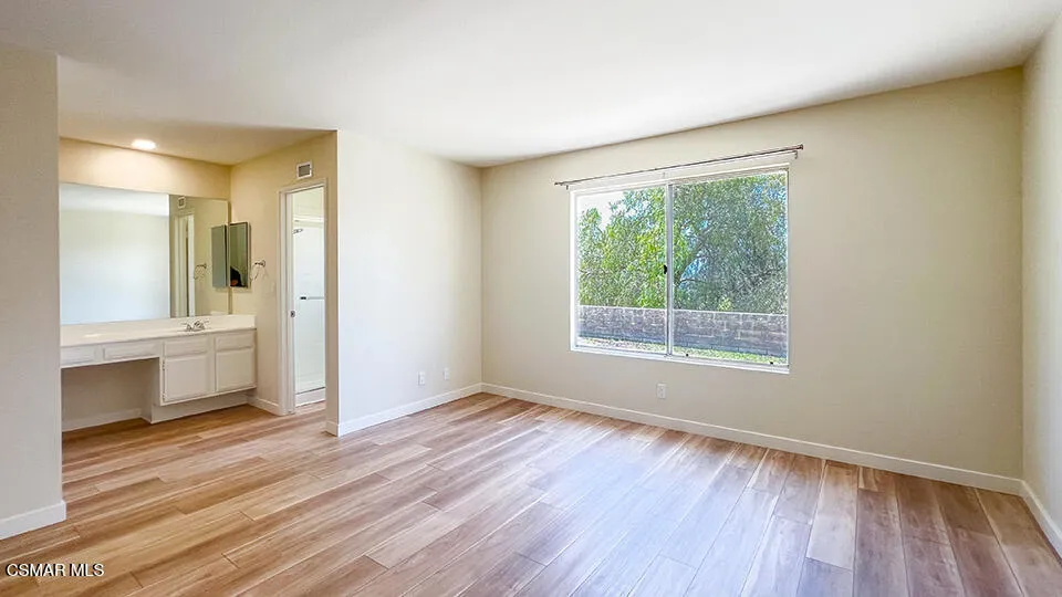 bedroom b