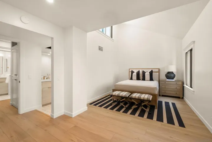 2289 Caminito Pajarito 160, San Diego, California 92107