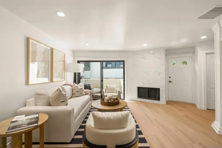 2289 Caminito Pajarito 160, San Diego, California 92107