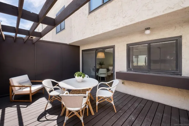 2289 Caminito Pajarito 160, San Diego, California 92107