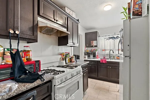 2nd unit kitchen