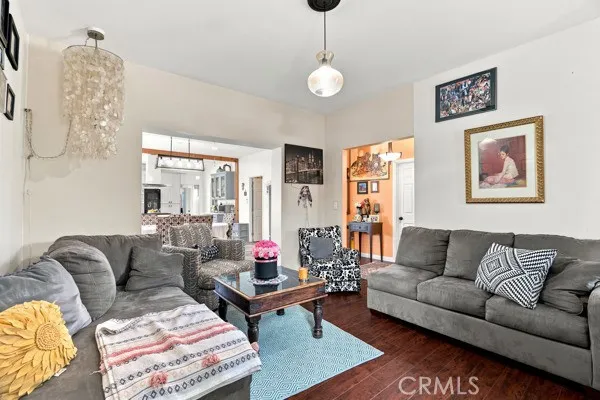 living room pic2