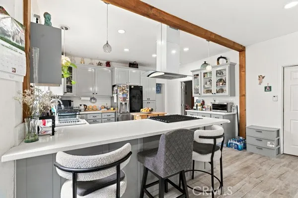 1464 E 23rd, Los Angeles, California 90011
