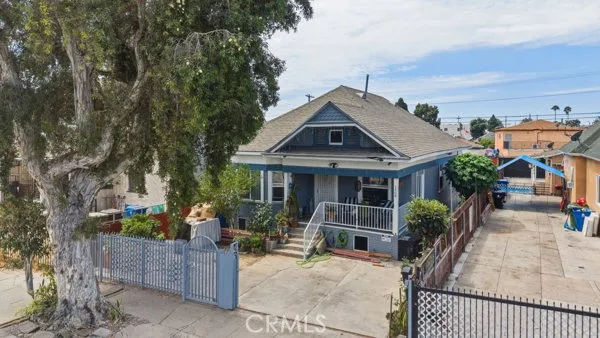 1464 E 23rd, Los Angeles, California 90011