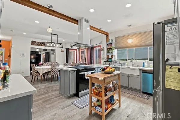 1464 E 23rd, Los Angeles, California 90011