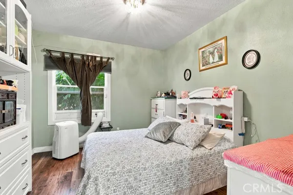 1464 E 23rd, Los Angeles, California 90011