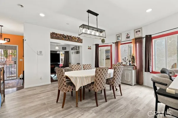 1464 E 23rd, Los Angeles, California 90011