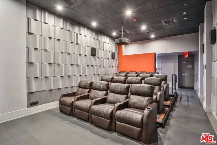 645 W 9th Street 201, Los Angeles, California 90015