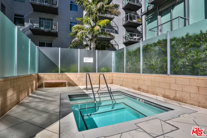 645 W 9th Street 201, Los Angeles, California 90015