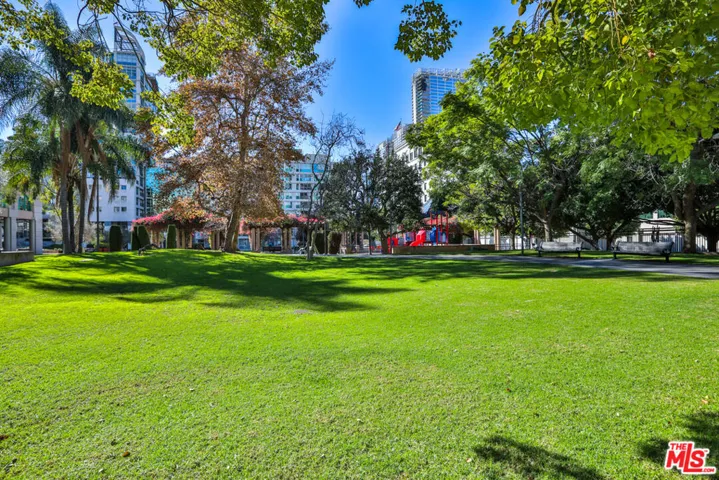 645 W 9th Street 201, Los Angeles, California 90015