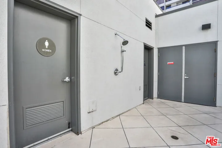645 W 9th Street 201, Los Angeles, California 90015