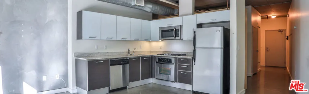 645 W 9th Street 201, Los Angeles, California 90015
