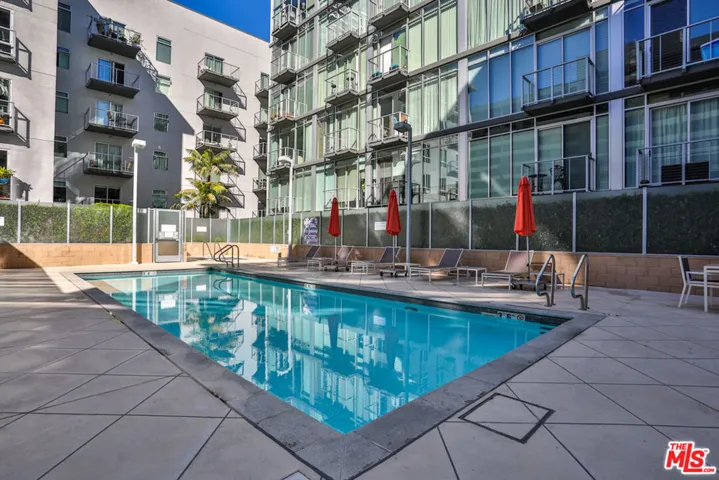 645 W 9th Street 201, Los Angeles, California 90015