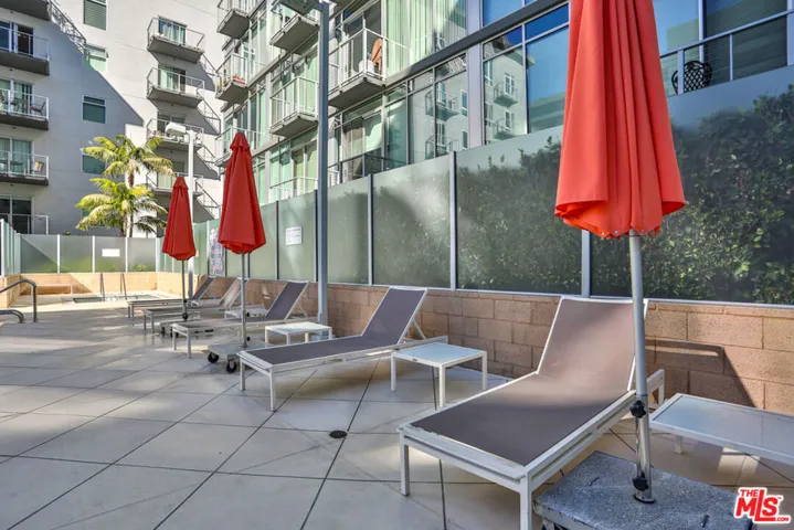 645 W 9th Street 201, Los Angeles, California 90015
