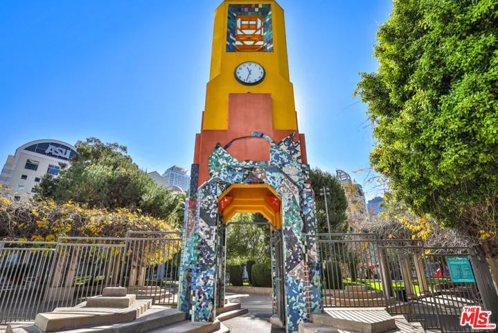 645 W 9th Street 201, Los Angeles, California 90015