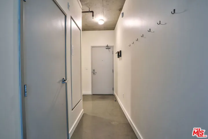 645 W 9th Street 201, Los Angeles, California 90015