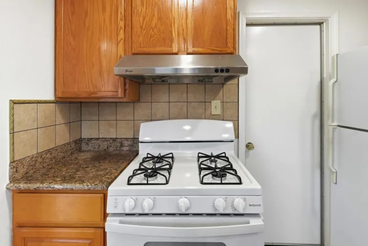 851 Beechwood Drive, Daly City, California 94015