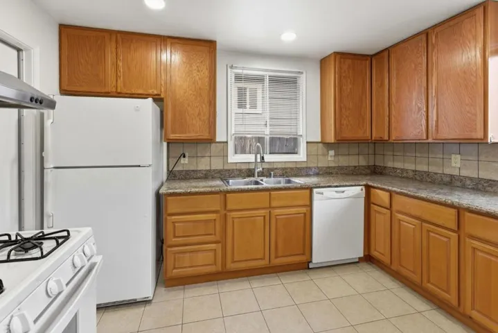 851 Beechwood Drive, Daly City, California 94015