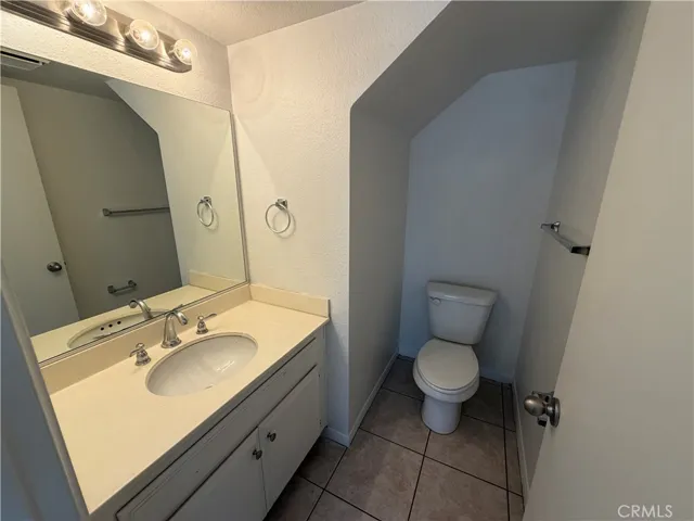 12840 December Court, Riverside, California 92503
