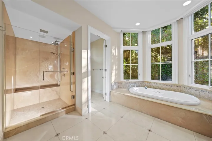 1049 Oak Grove, San Marino, California 91108