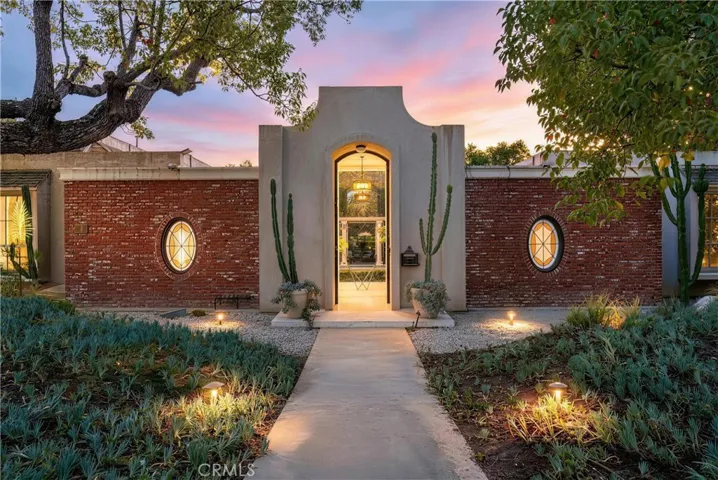 1049 Oak Grove, San Marino, California 91108