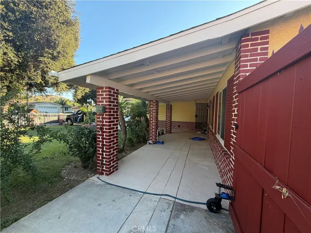7235 Fiesta Avenue, Riverside, California 92504