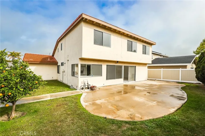 8602 Doremere Drive, Huntington Beach, California 92646