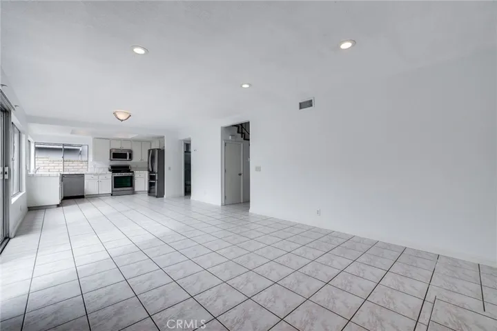 8602 Doremere Drive, Huntington Beach, California 92646