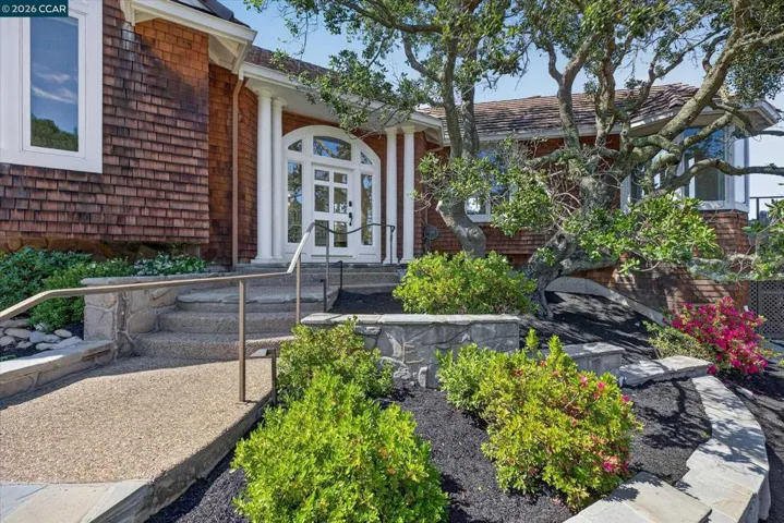 10 Diablo Oaks Way, Lafayette, California 94549