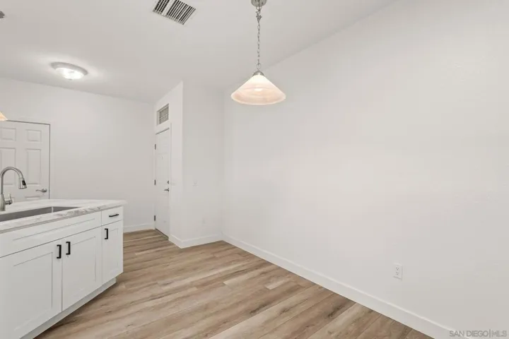 1465 C St 3304, San Diego, California 92101